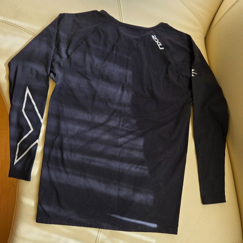 2XU Mens Compression Long Sleeve Top sz. XL